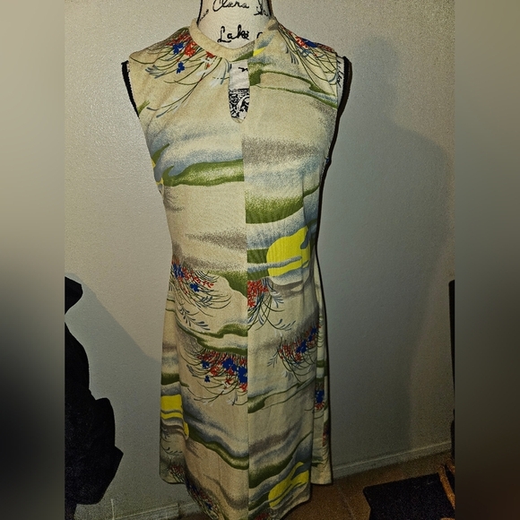 Handmade Womans Knee Length Sleeveless Dress - Picture 2 of 11